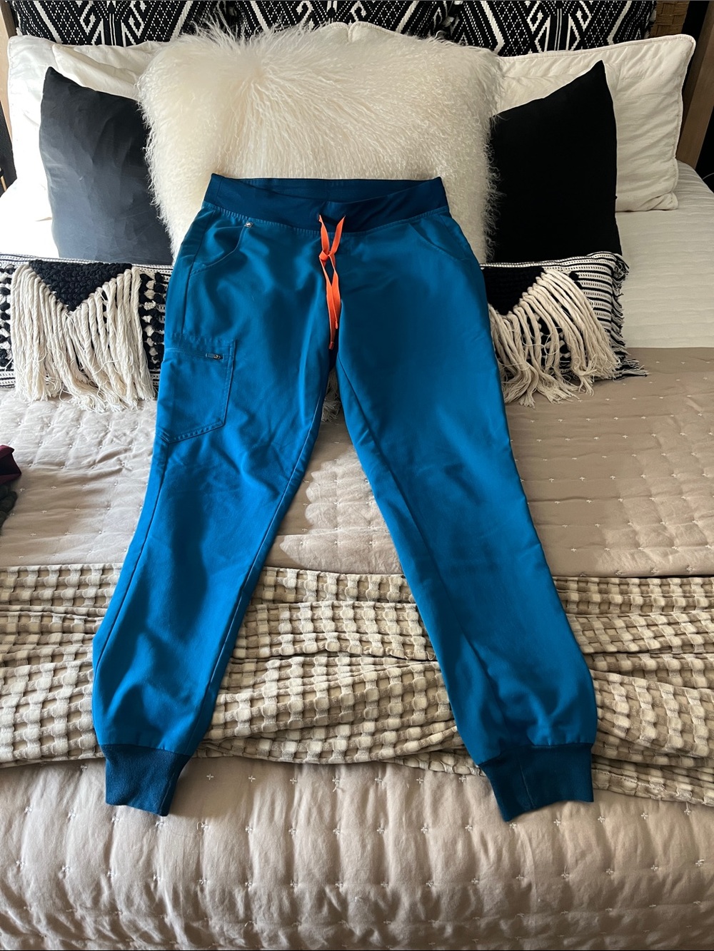 Figs Zamora Joggers Alps Blue